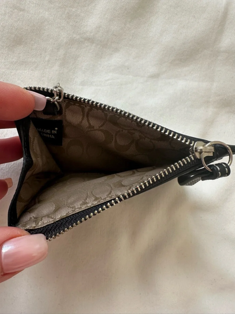 Coach Black Leather Skinny ID Card Case Keychain Small Wallet